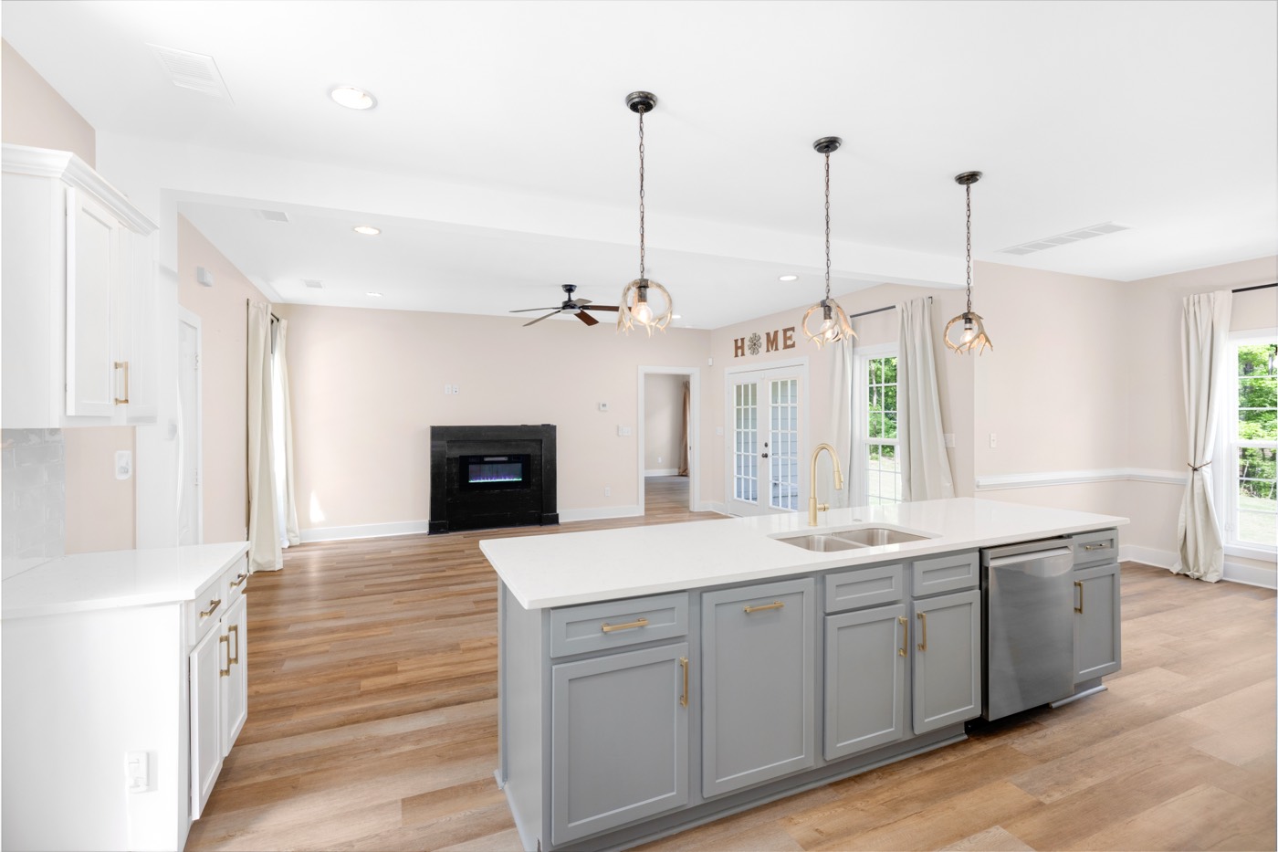 5702 E Spring Lake Rd: kitchen toward the living room