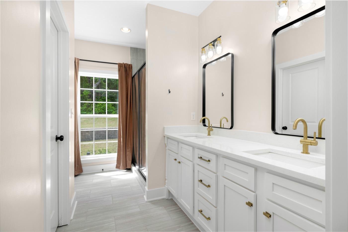 5702 E Spring Lake Rd: primary bath